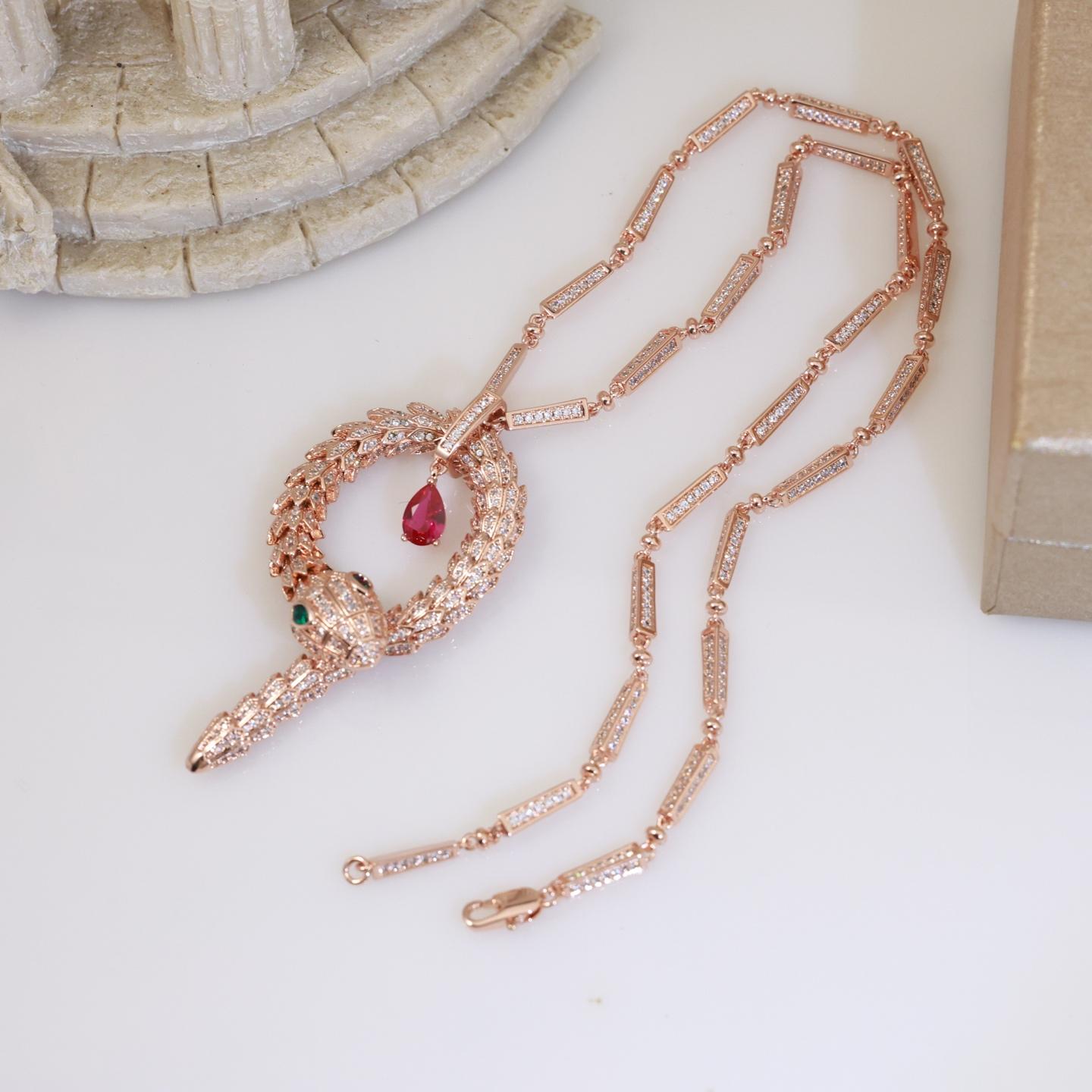Bvlgari Diamond Snake Necklace - FashionPlug