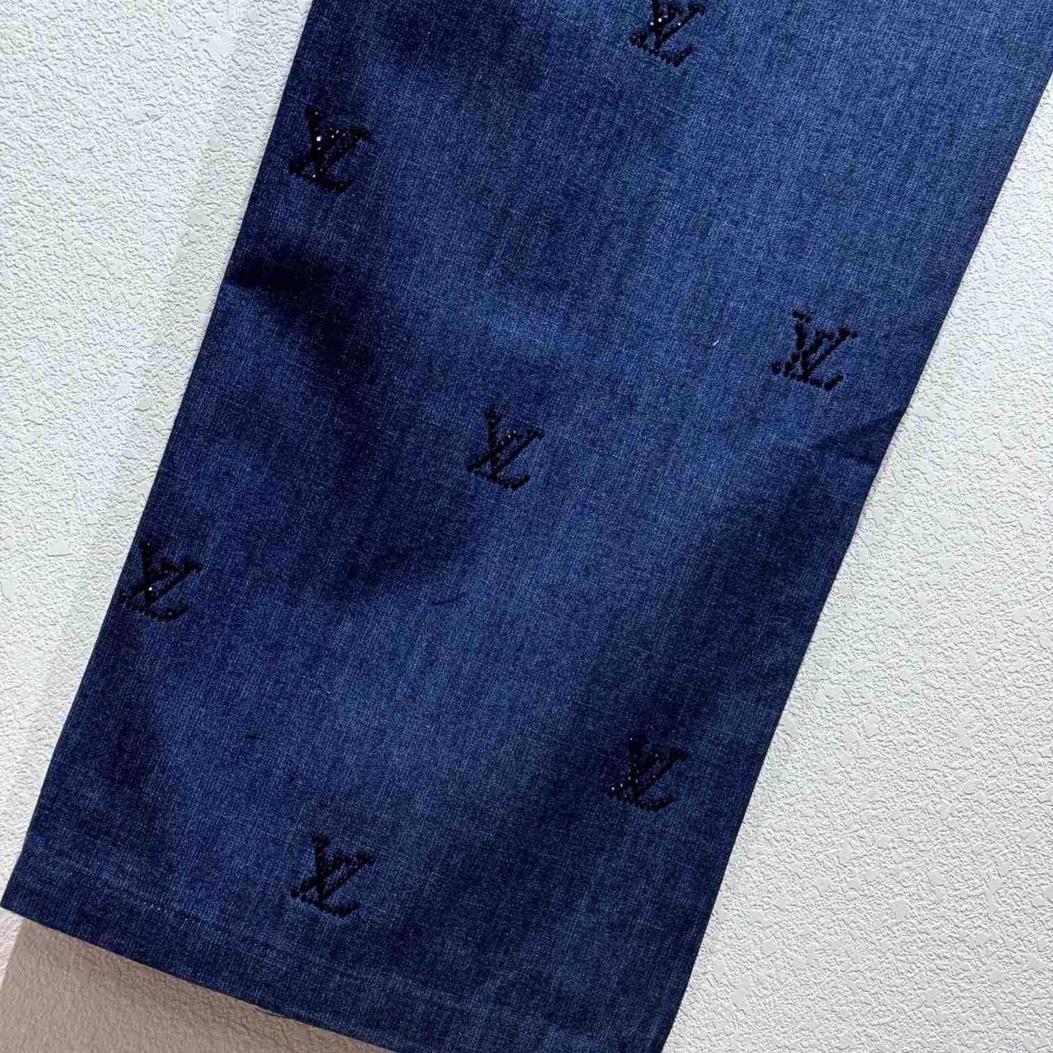 Louis Vuitton LV Blason Embellished Denim Pants  1AGIUN - FashionPlug