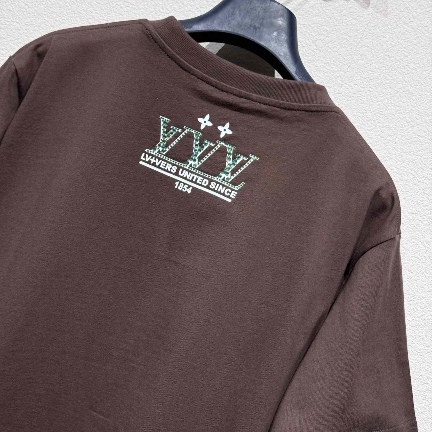 Louis Vuitton Washed Embellished Cotton T-Shirt   1AHCL3 - FashionPlug
