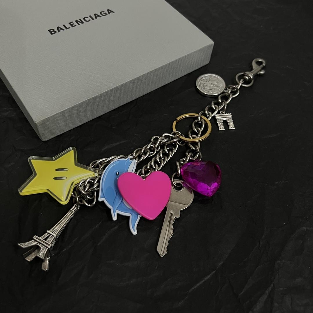 Balenciaga Charm/keychain - FashionPlug