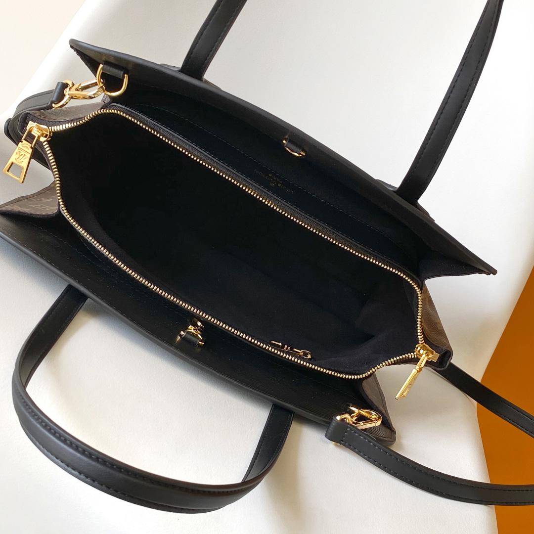 Louis Vuitton Varenne East West   M11791 - FashionPlug