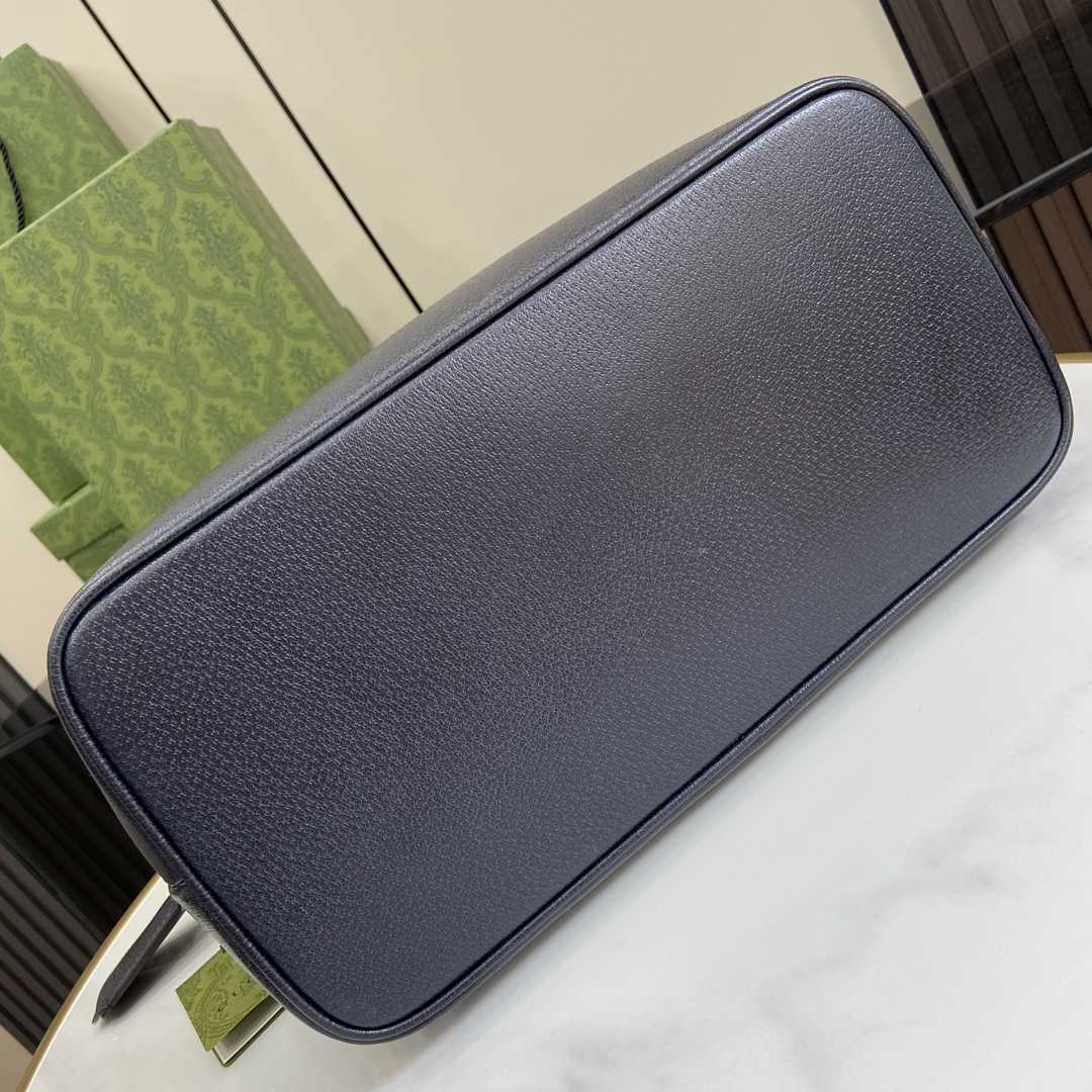 Gucci Ophidia Medium Shoulder Bag - FashionPlug