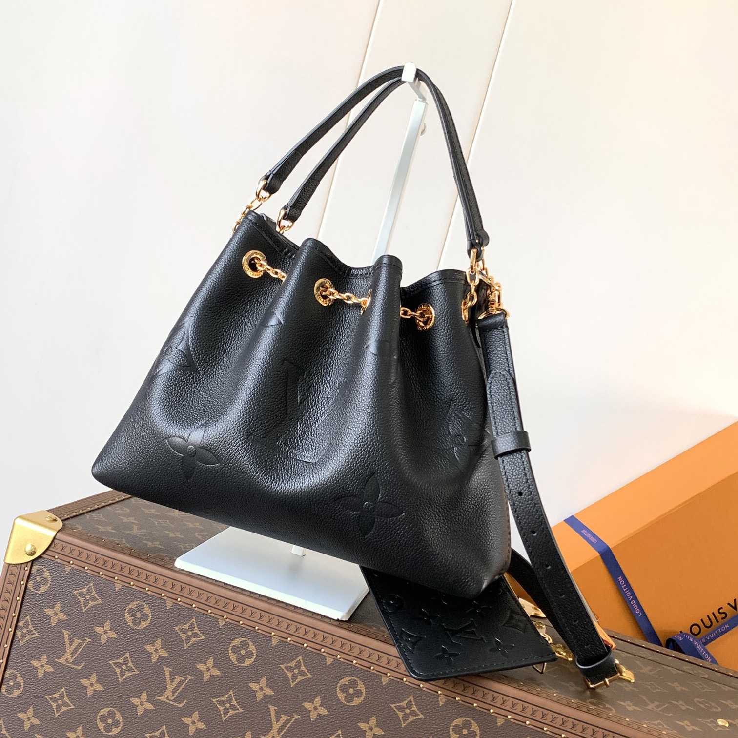 Louis Vuitton LV Bundle  M47209 - FashionPlug