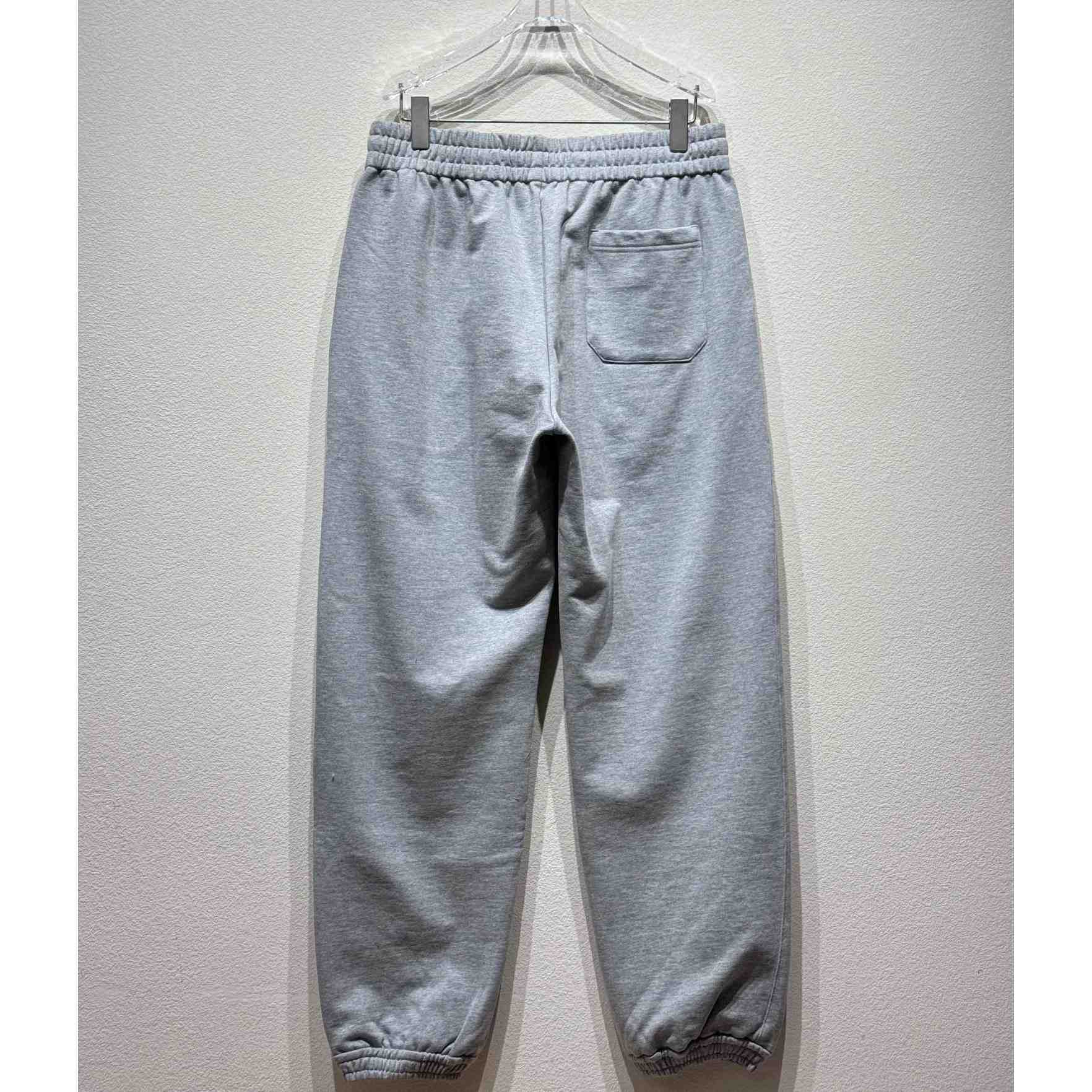Gucci Printed Sweatpants - FashionPlug