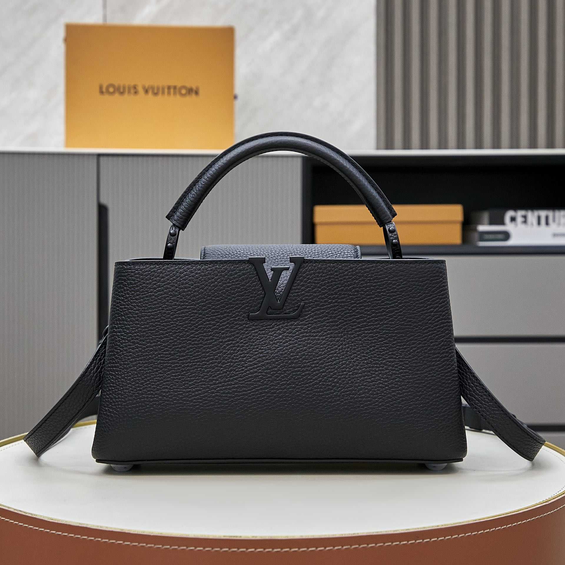 Louis Vuitton Capucines East-West MM  M23947 - FashionPlug