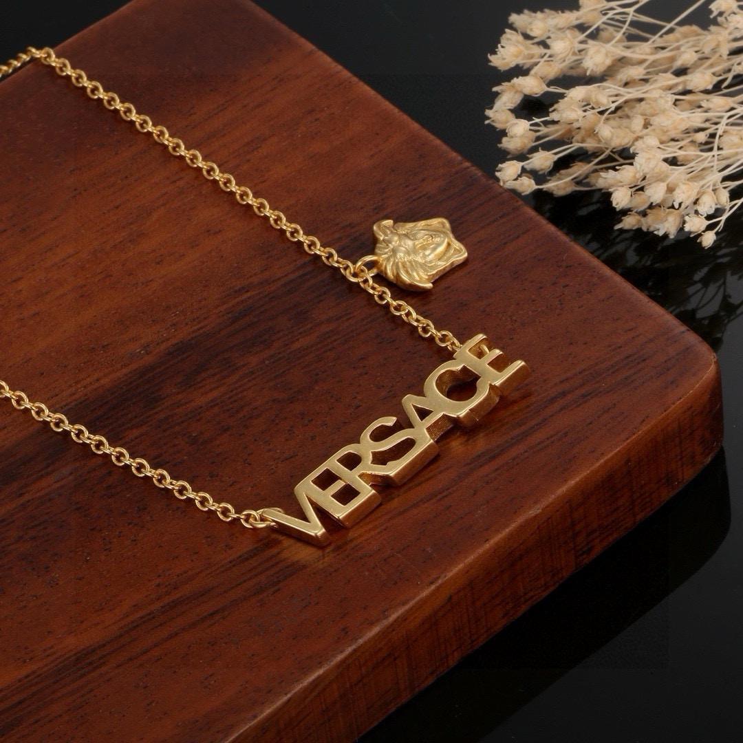 Versace Necklace - FashionPlug