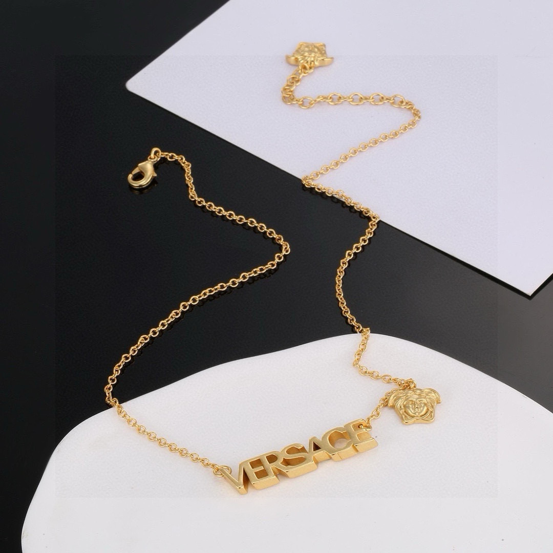 Versace Necklace - FashionPlug