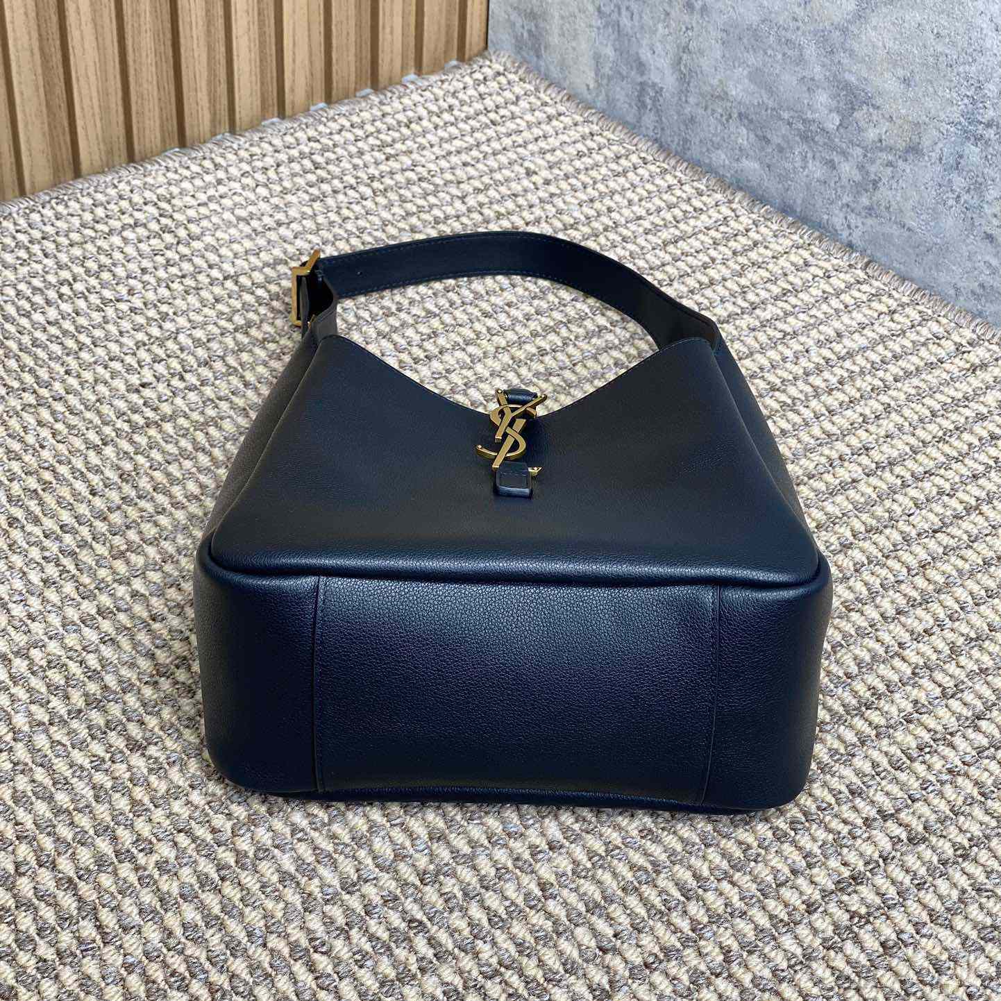Saint Laurent LE 5 À 7 Supple Small In Grained Leather - FashionPlug