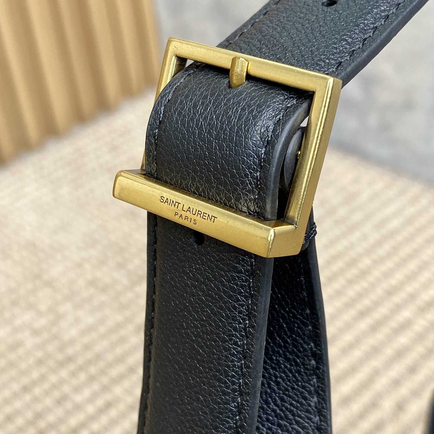 Saint Laurent LE 5 À 7 Supple Small In Grained Leather - FashionPlug