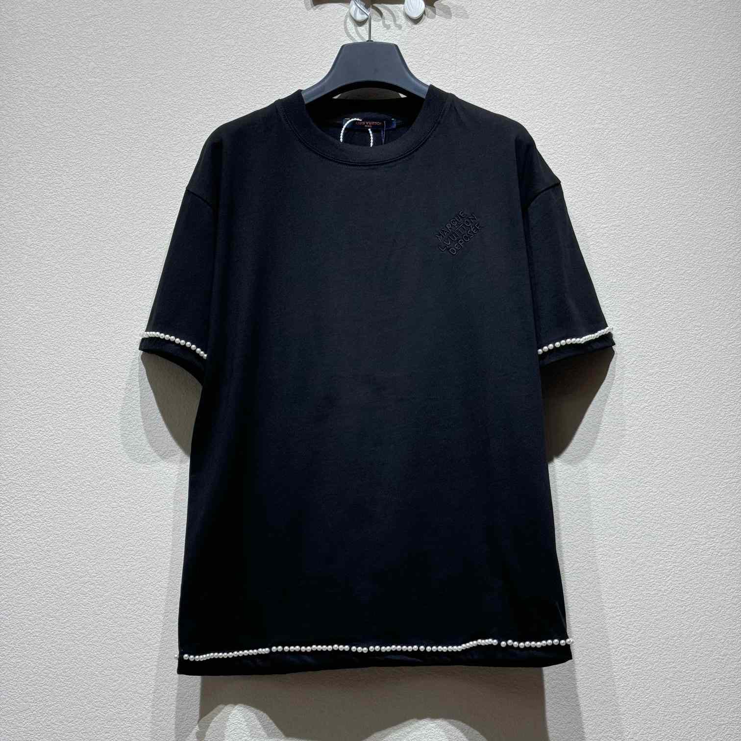 Louis Vuitton Pearl-Embellished Cotton T-Shirt   1AFXOY - FashionPlug