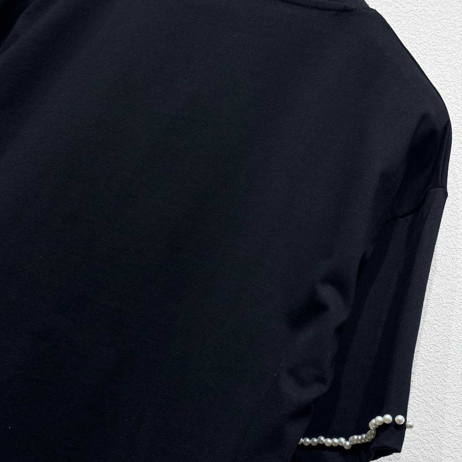 Louis Vuitton Pearl-Embellished Cotton T-Shirt   1AFXOY - FashionPlug