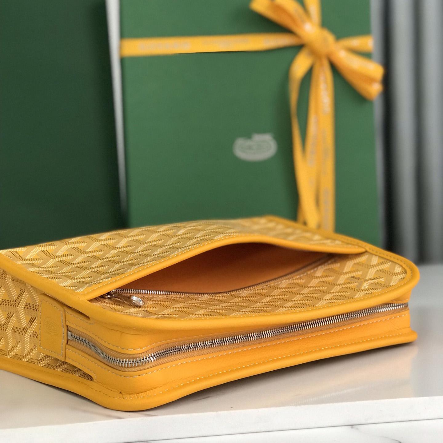 Goyard Jouvence PM Toiletry Bag - FashionPlug
