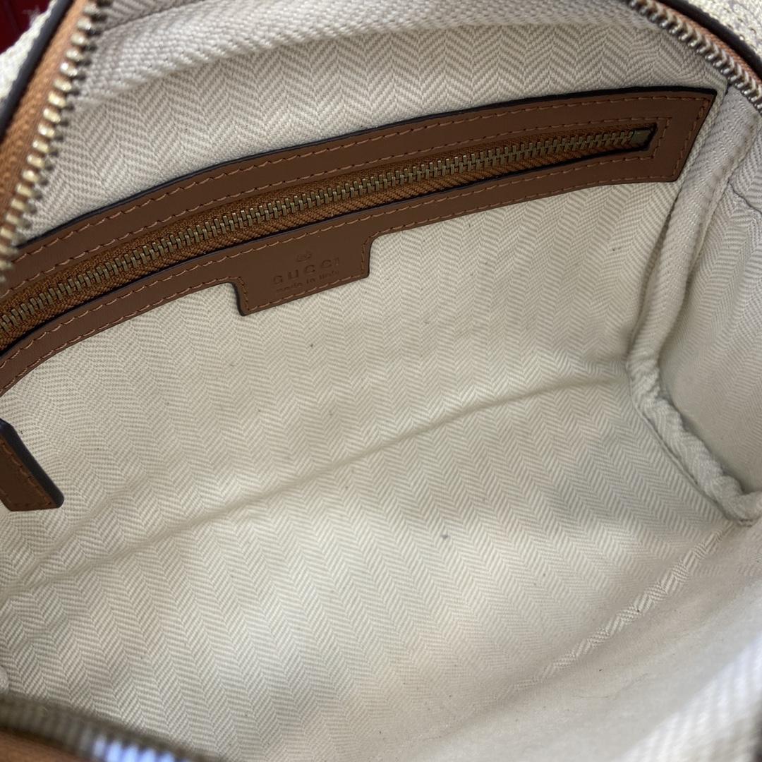 Gucci GG Emblem Small Crossbody Bag - FashionPlug