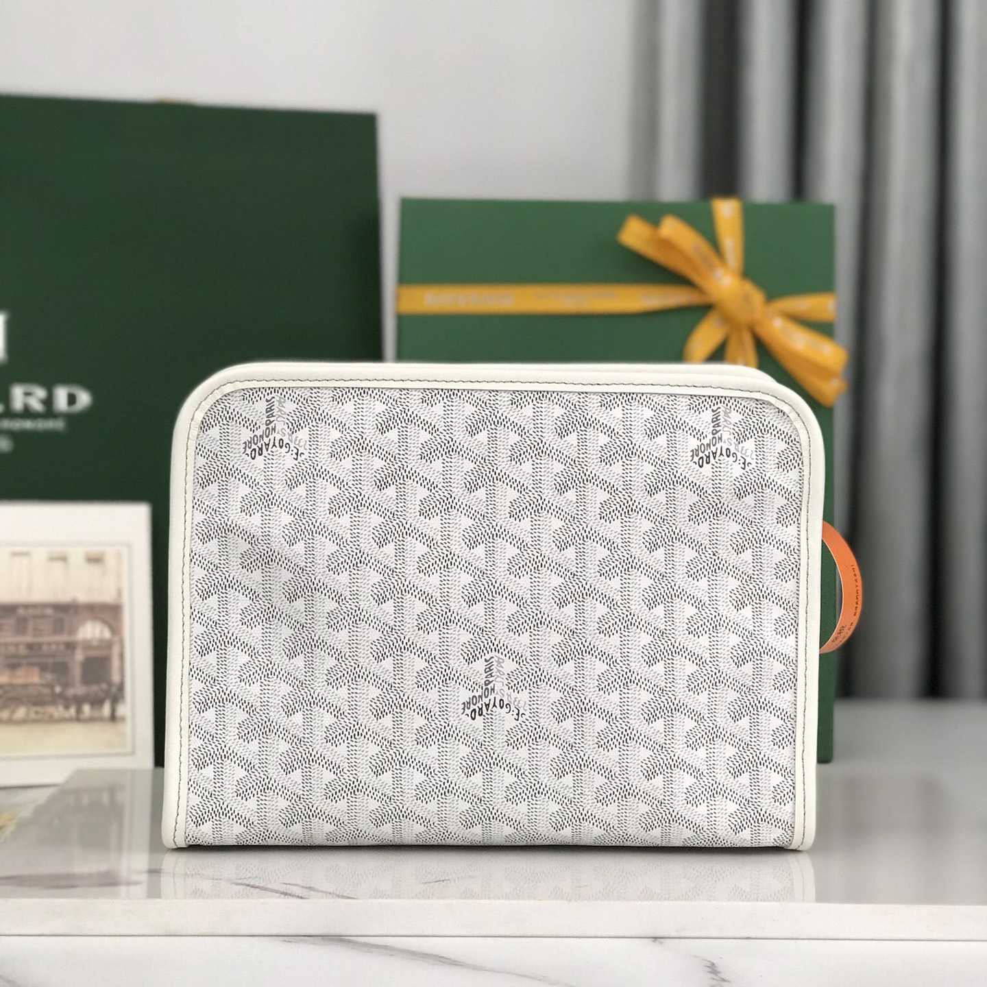 Goyard Jouvence PM Toiletry Bag - FashionPlug