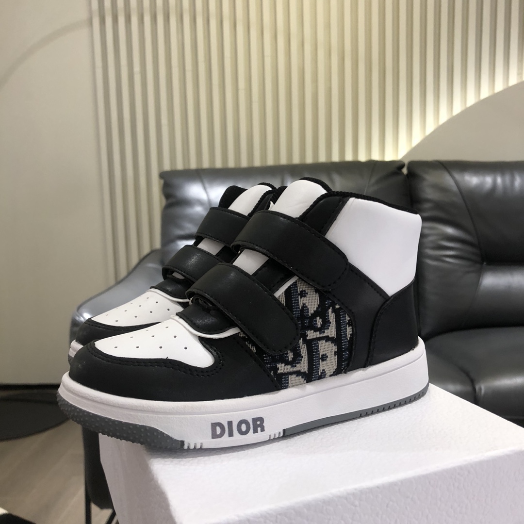 Dior Kids Sneakers - FashionPlug