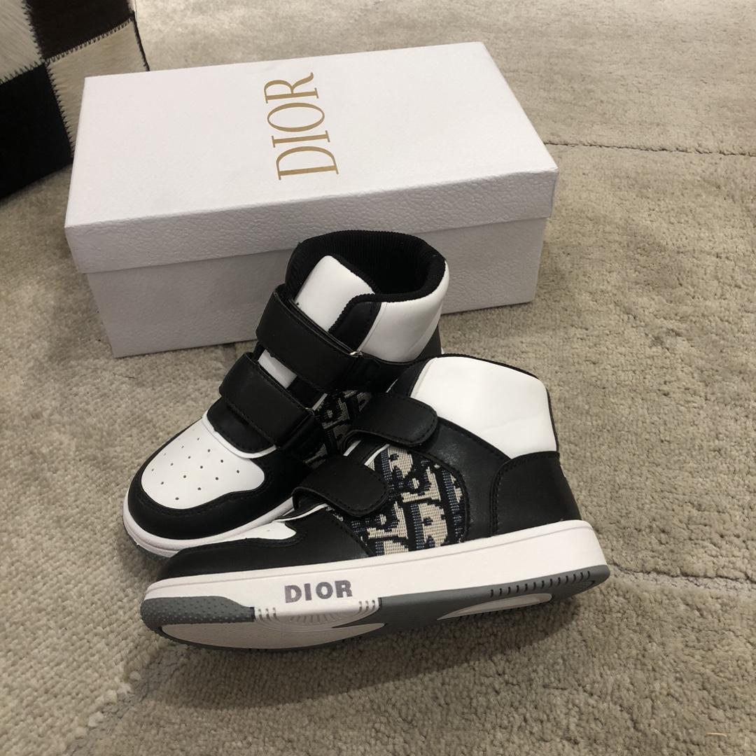 Dior Kids Sneakers - FashionPlug