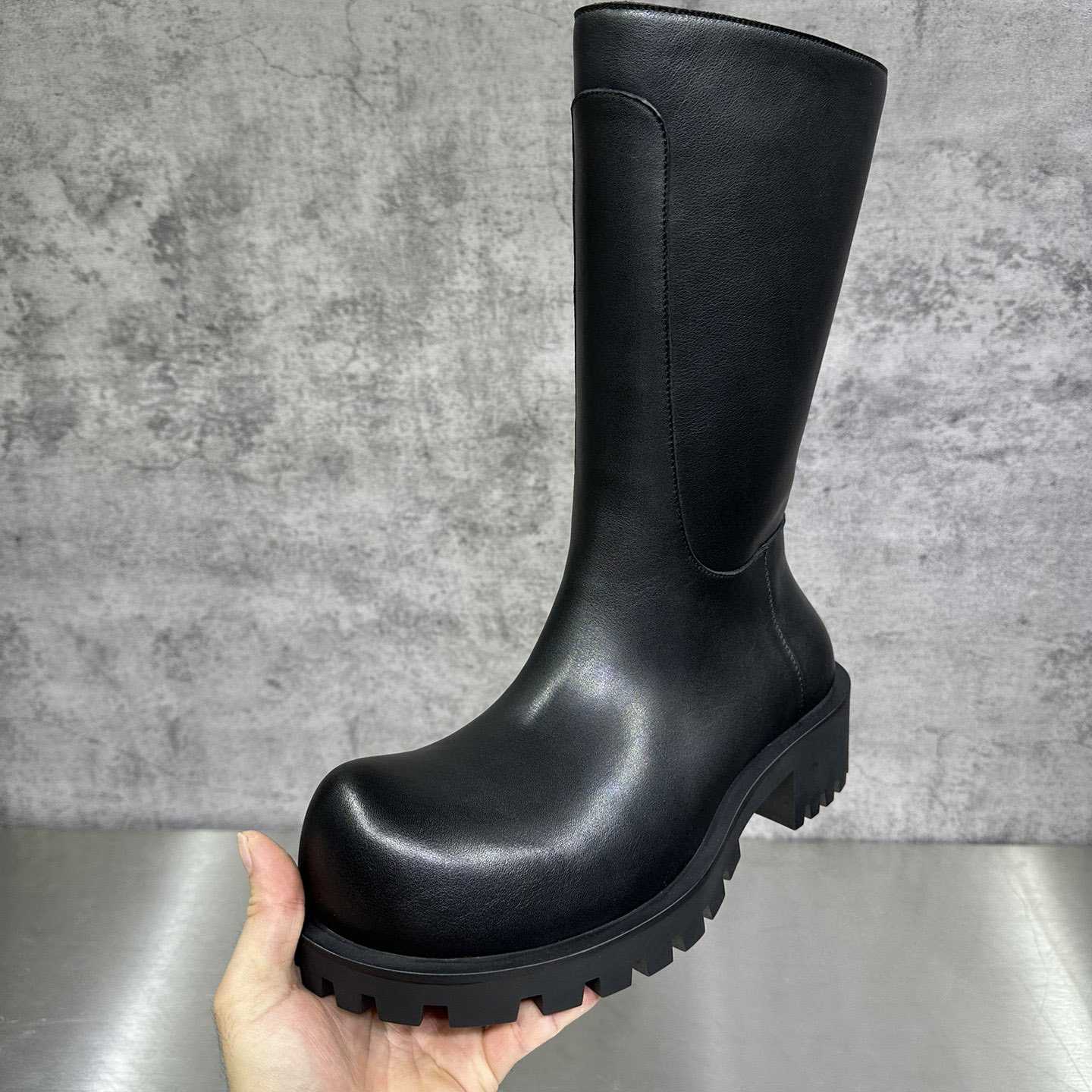 Balenciaga Hummer Boot - FashionPlug
