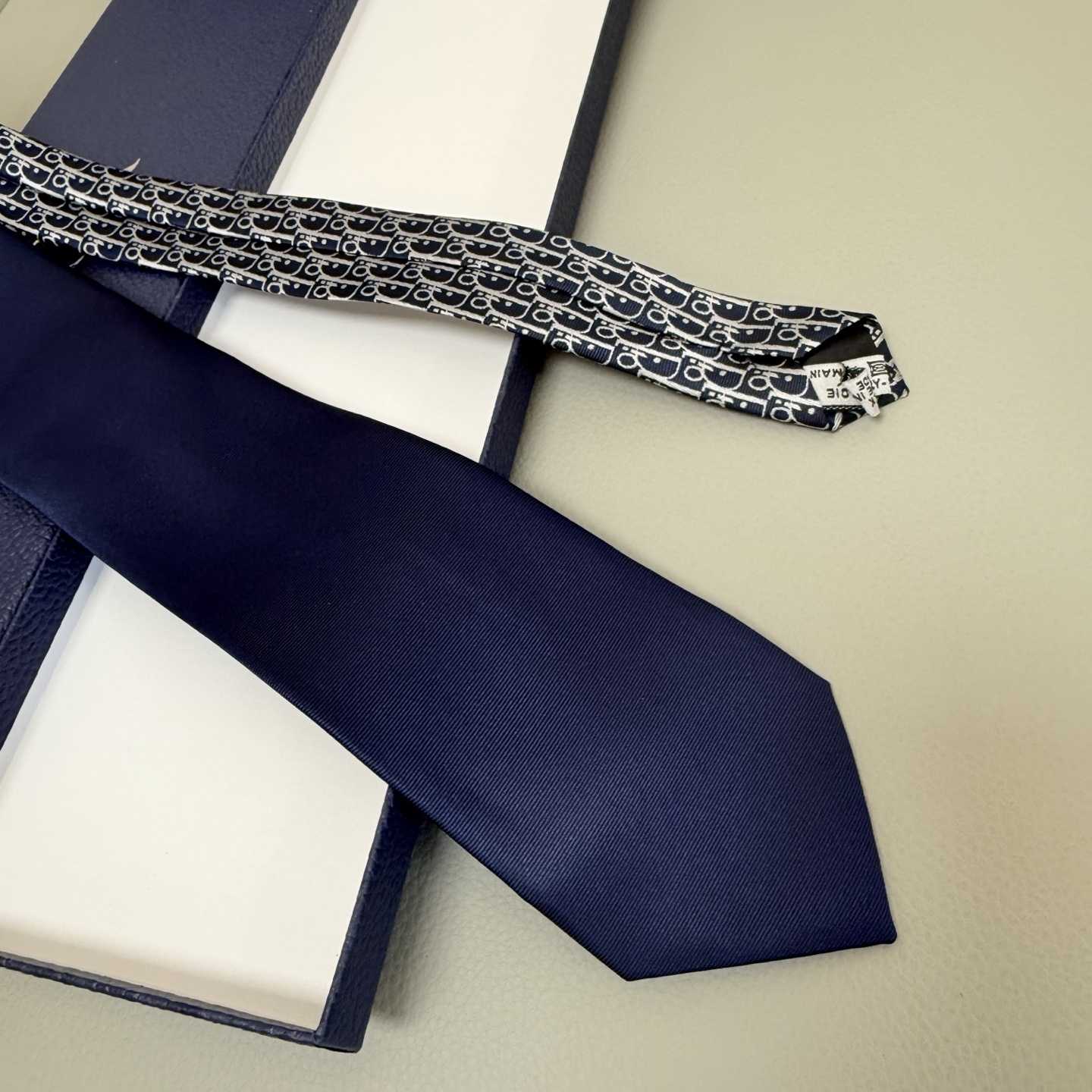 Dior Striped Dior Oblique Tie - FashionPlug