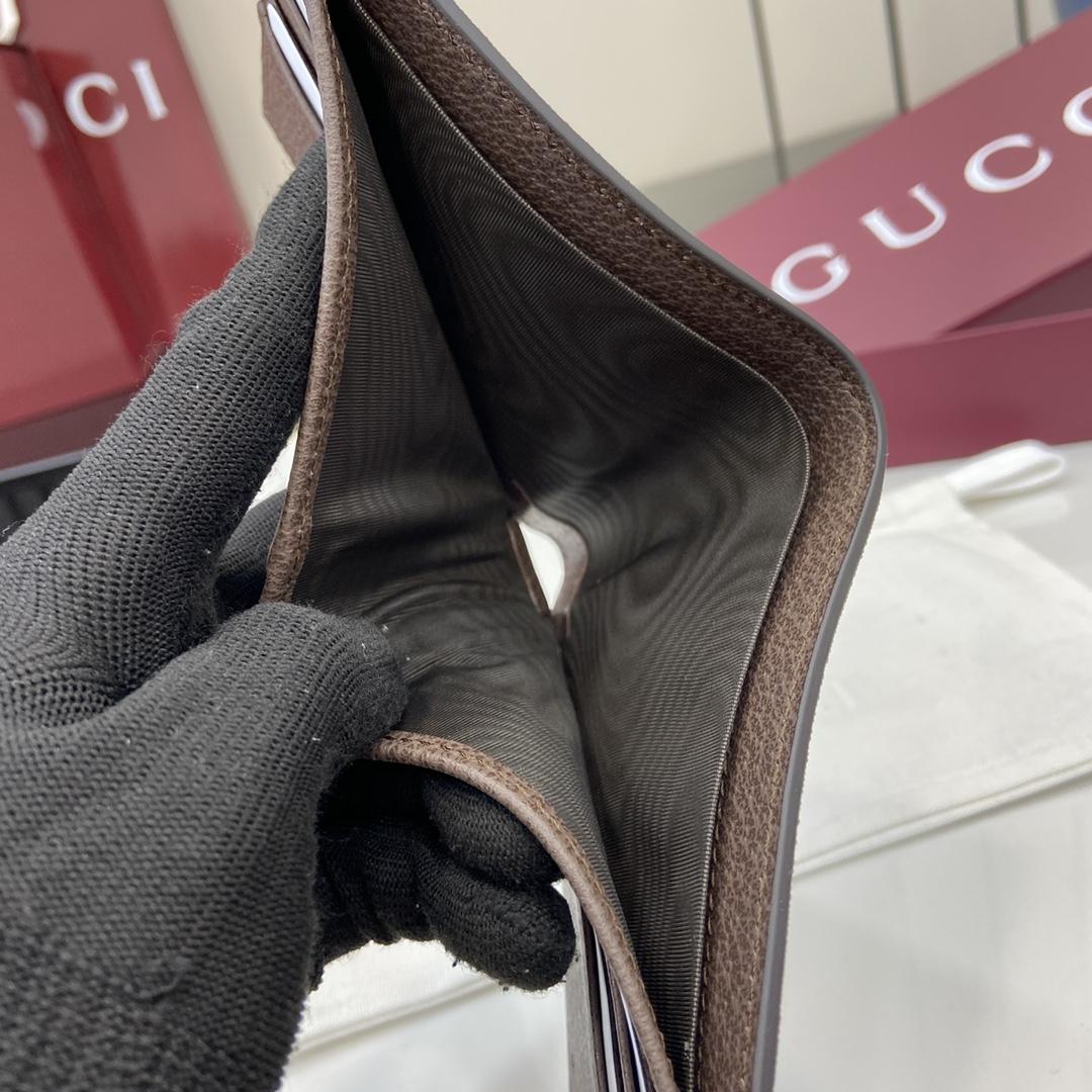 Gucci Bi-fold GG Printed Wallet - FashionPlug