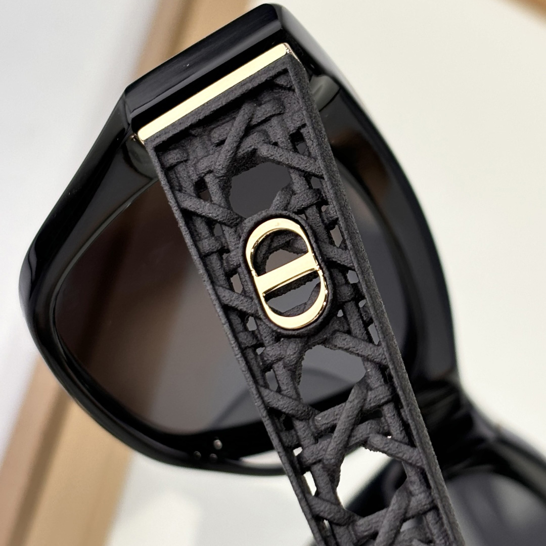 Dior VeryDior S2I Sunglasses - FashionPlug