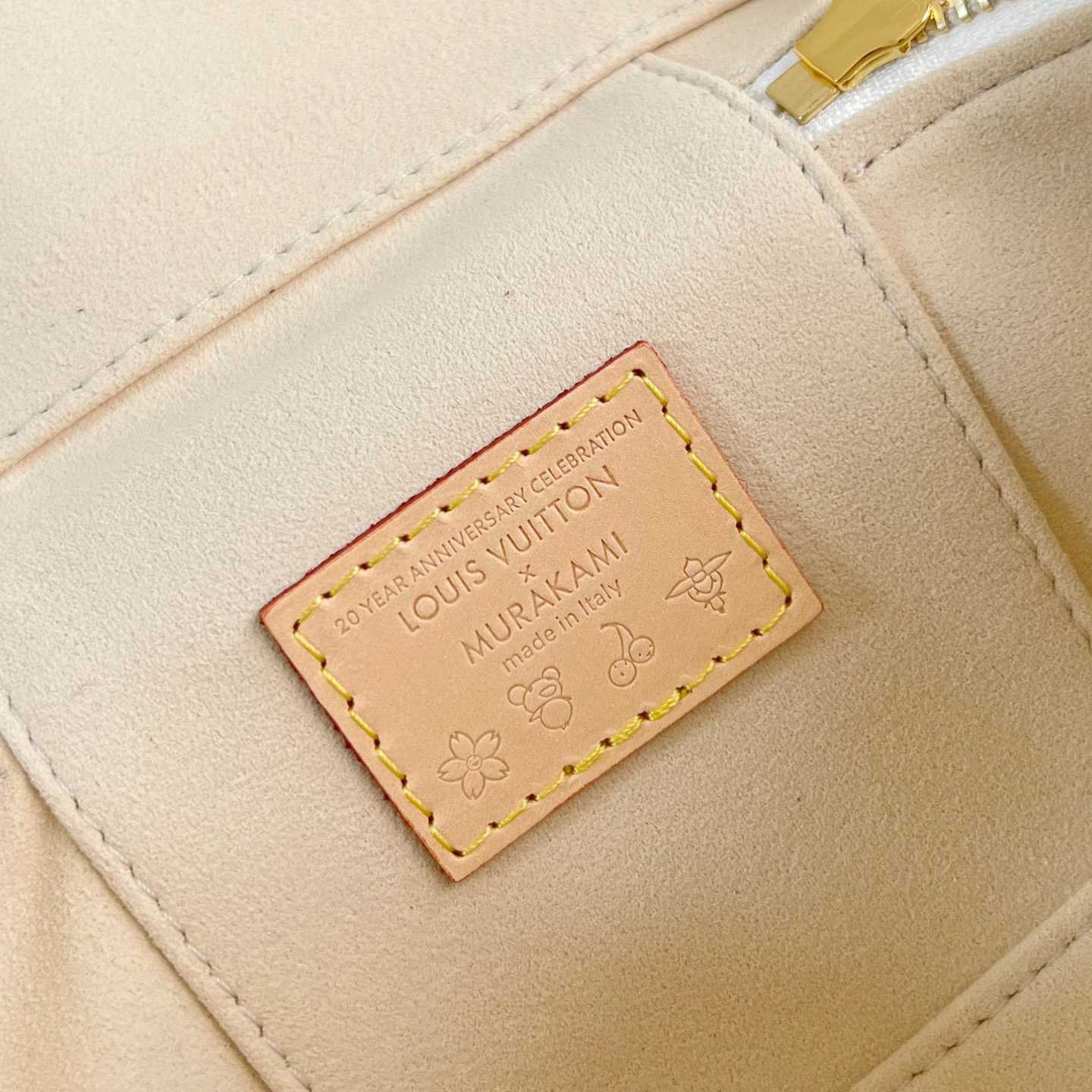 Louis Vuitton LV x TM Vanity Chain Pouch   M13662 - FashionPlug