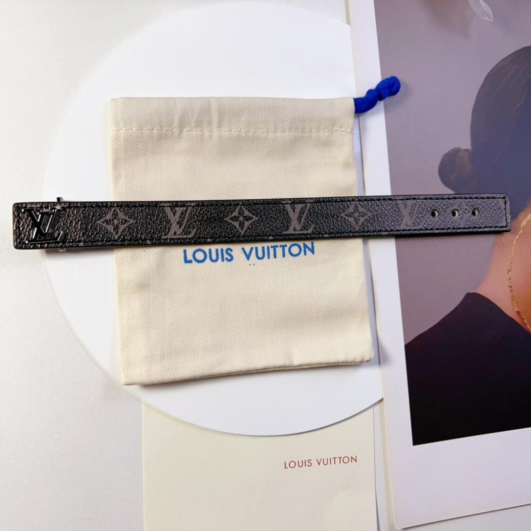 Louis Vuitton LV Slim Bracelet - FashionPlug