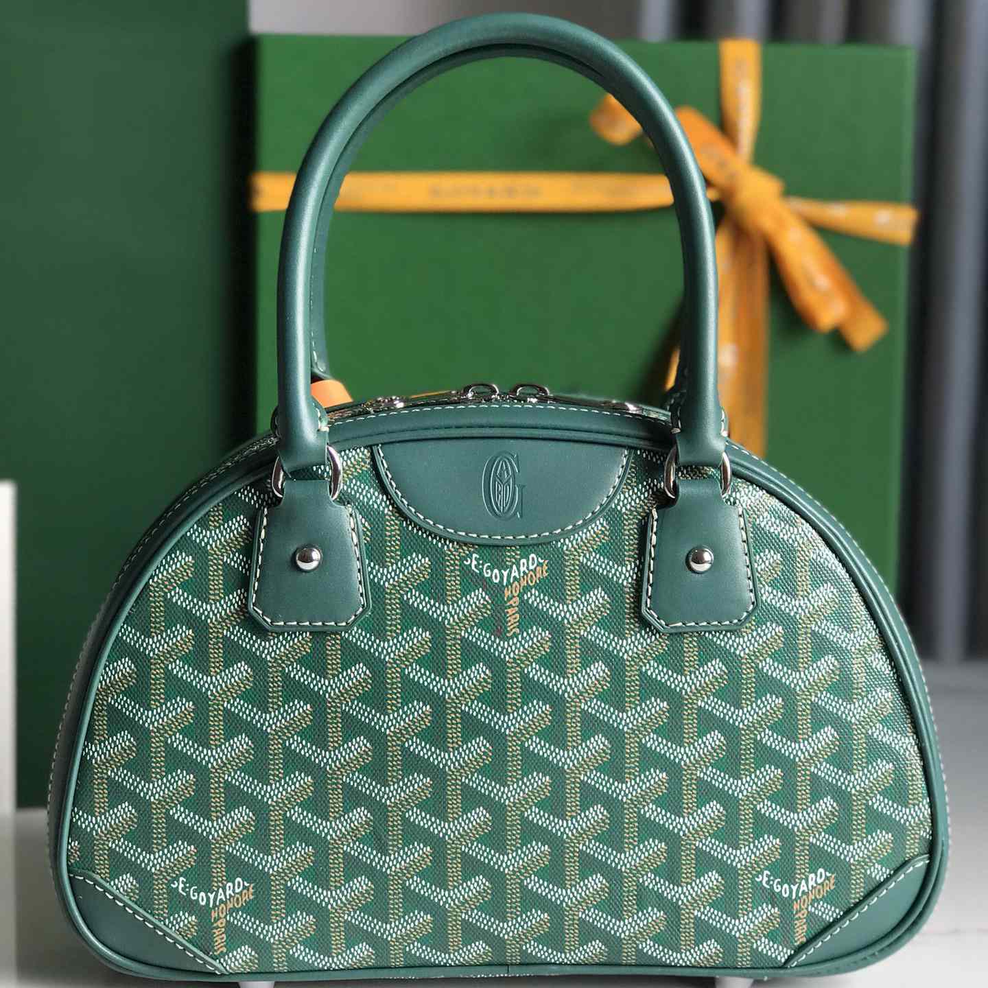 Goyard Vintage Mini Bag (26×17×8cm) - FashionPlug
