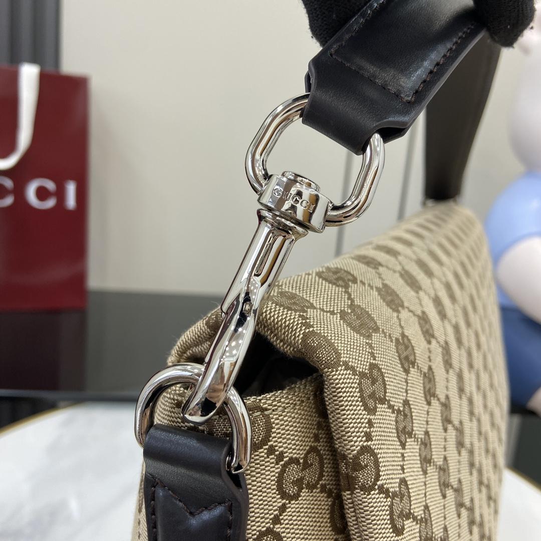 Gucci Medium GG Crossbody Bag With Web - FashionPlug