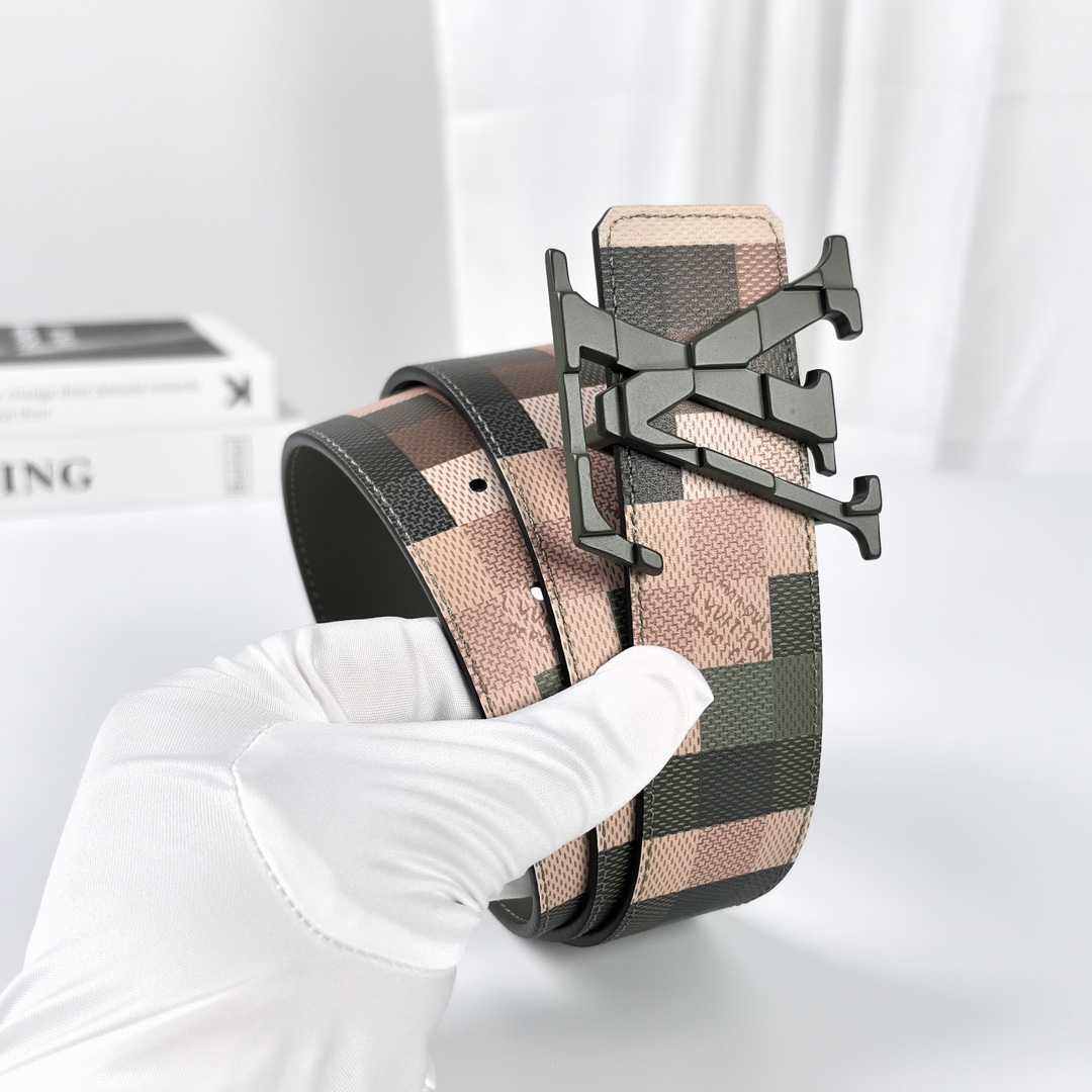 Louis Vuitton LV Mega Pixel 40mm Reversible Belt - FashionPlug