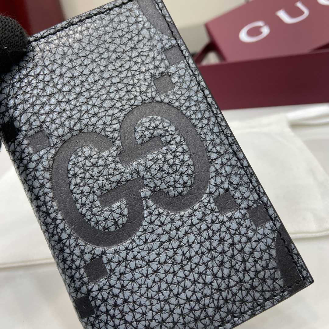 Gucci Maxi GG Card Case - FashionPlug