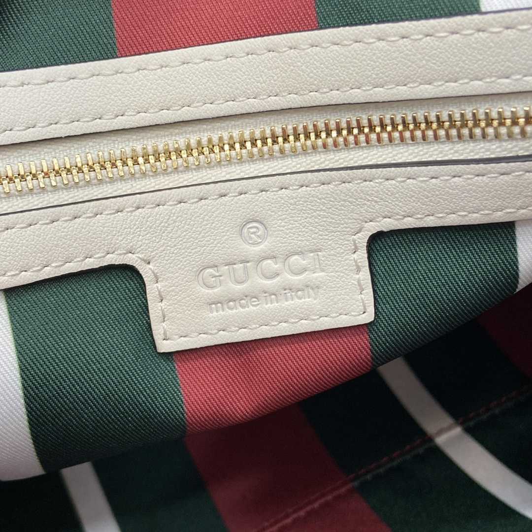 Gucci GG Emblem Medium Shoulder Bag - FashionPlug
