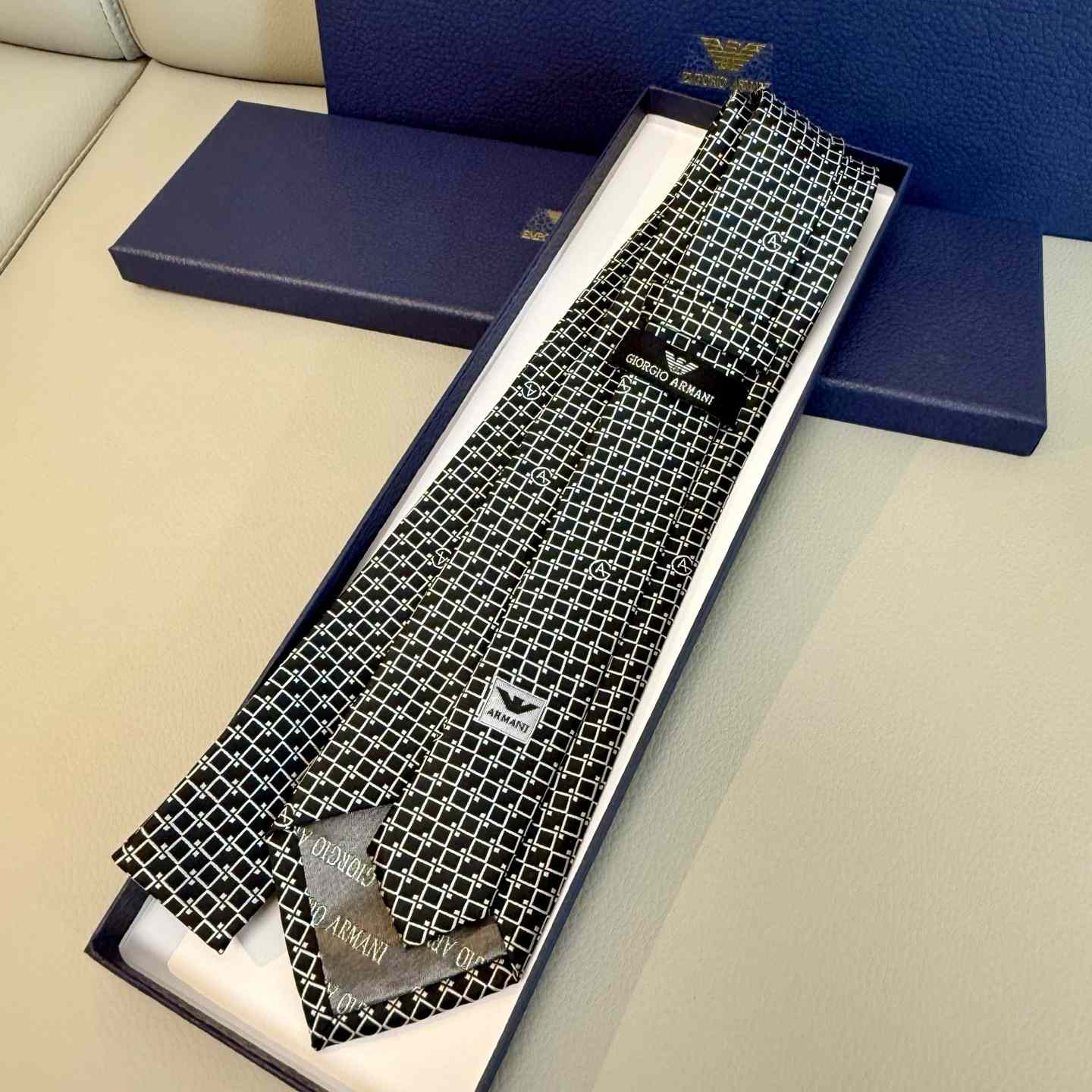 Hermes Maillons Vagues Tie - FashionPlug