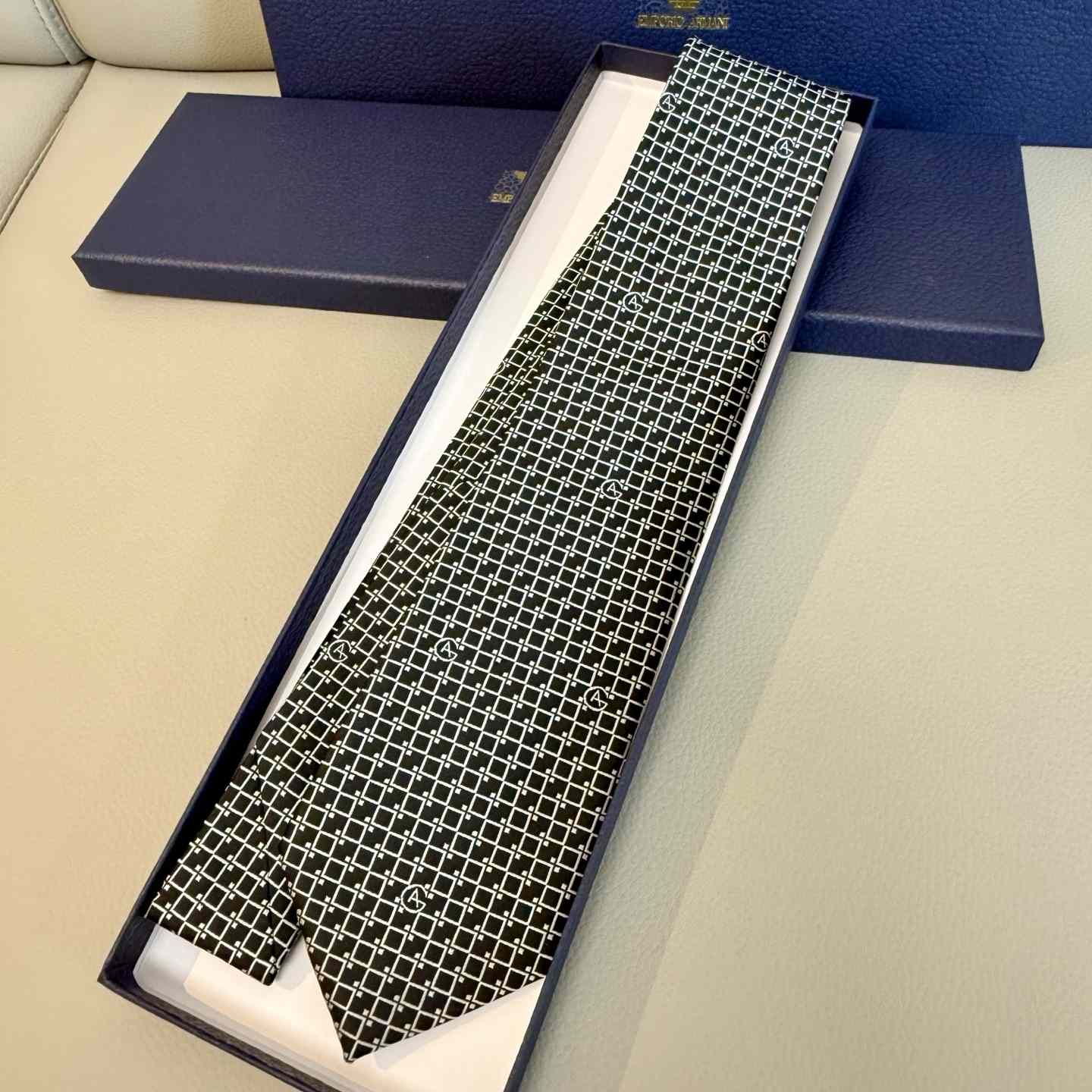 Hermes Maillons Vagues Tie - FashionPlug