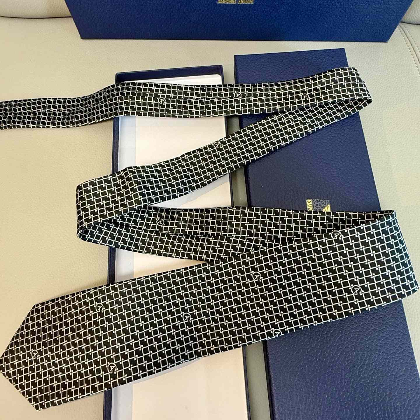 Hermes Maillons Vagues Tie - FashionPlug