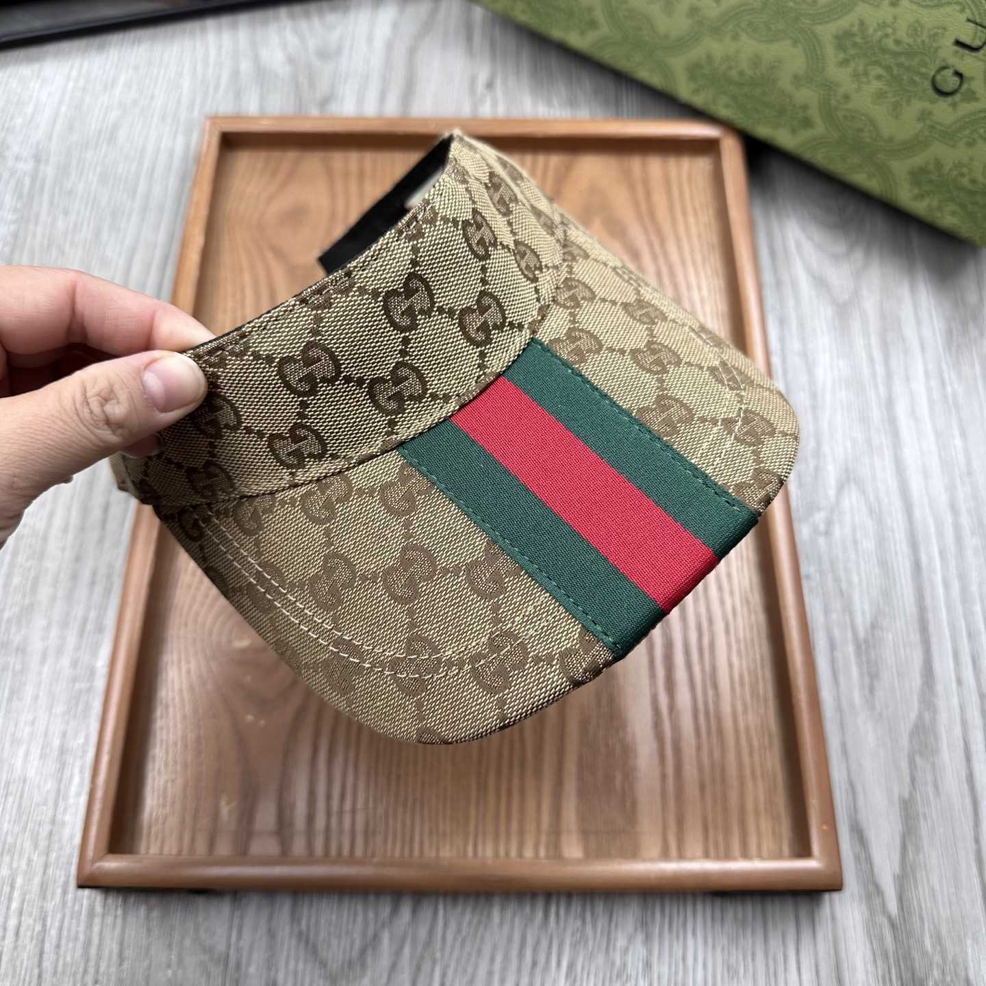 Gucci Original GG Canvas Visor With Web - FashionPlug