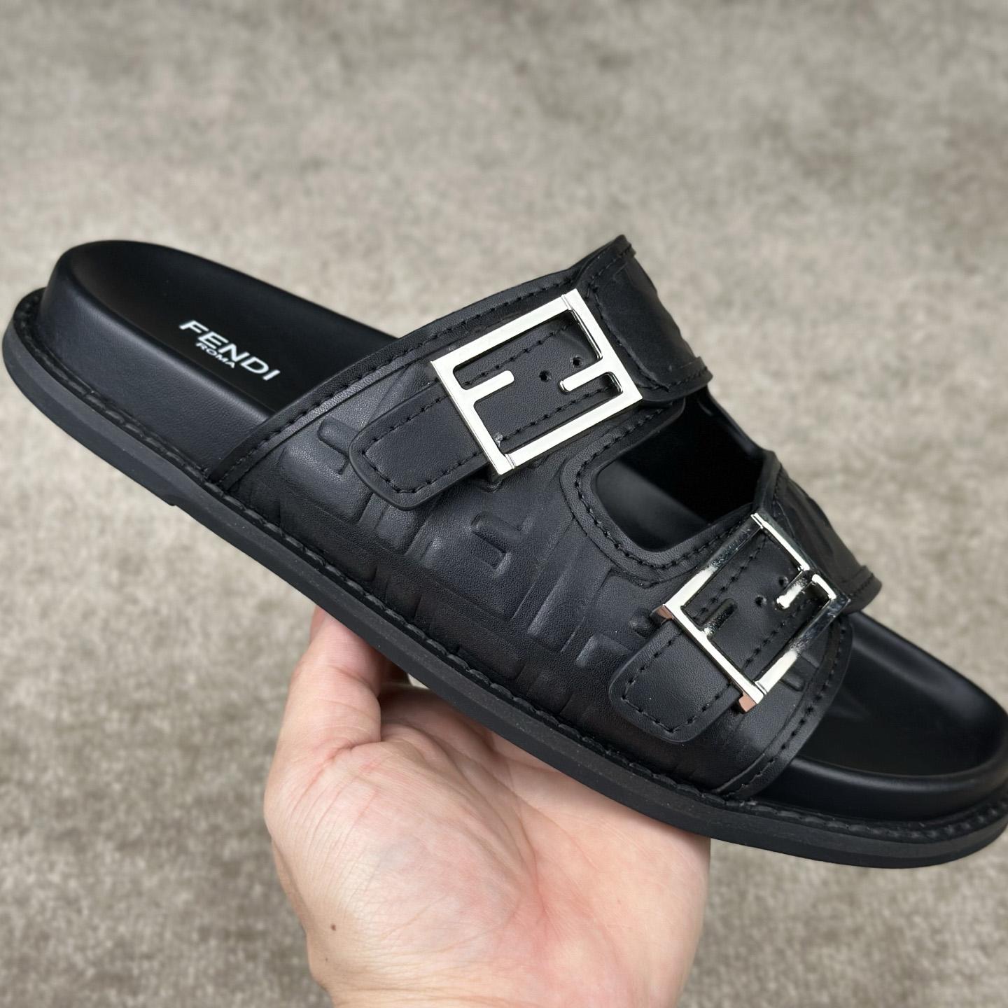 Fendi Feel Sandals  - FashionPlug