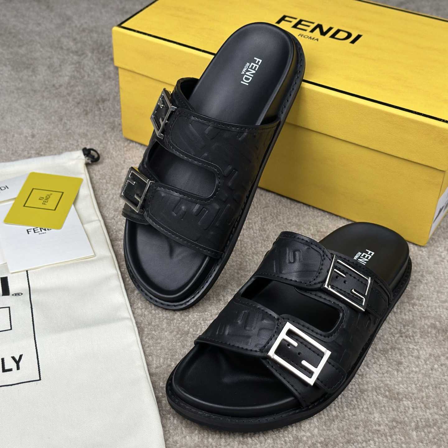 Fendi Feel Sandals  - FashionPlug