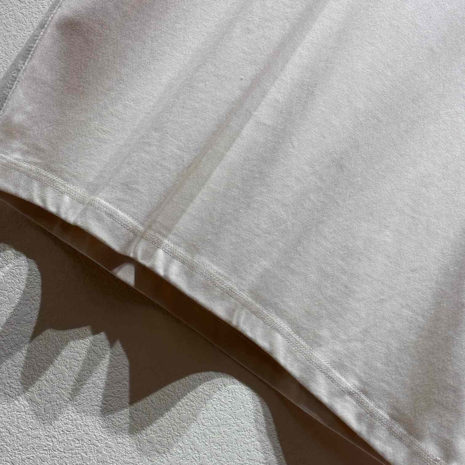 Burberry Bee Cotton T-shirt - FashionPlug