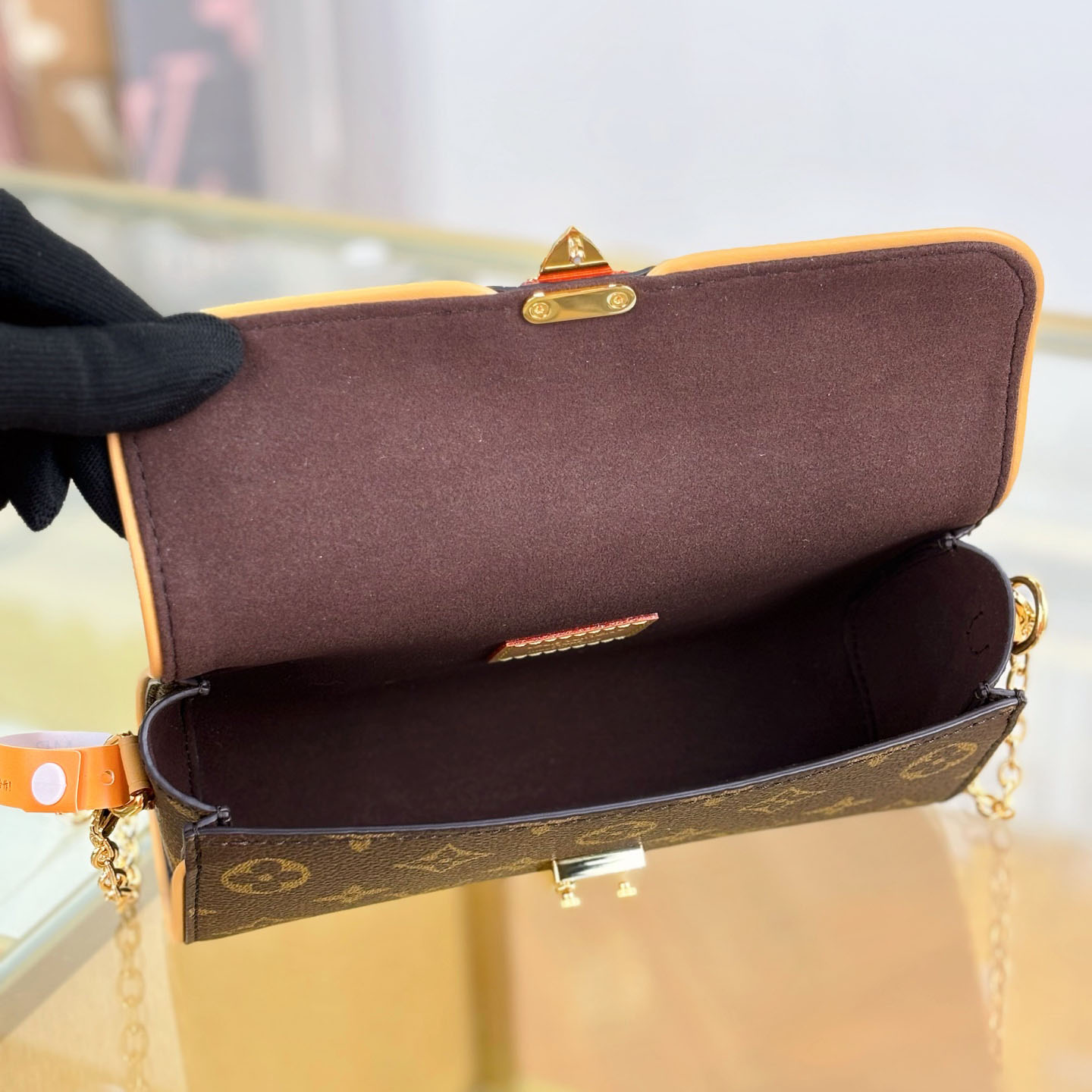  Louis Vuitton Pochette Camille   M13566 - FashionPlug