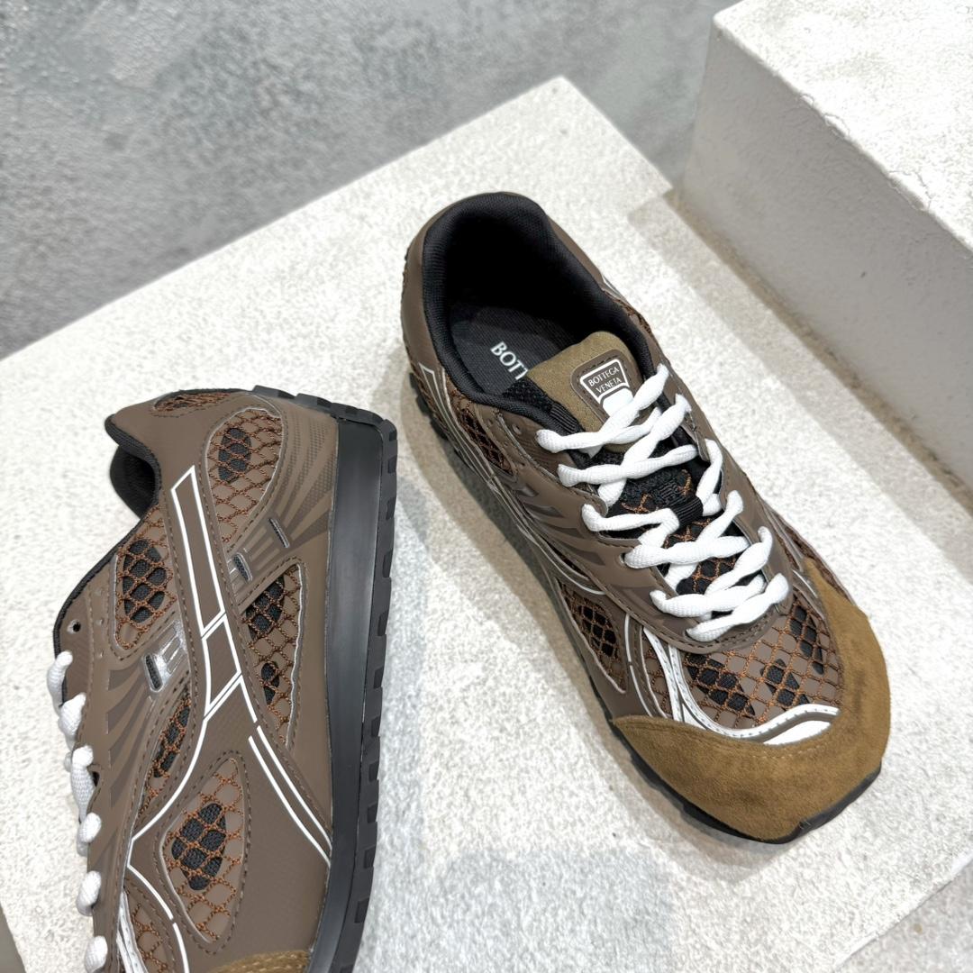 Bottega Veneta Orbit Sneaker - FashionPlug
