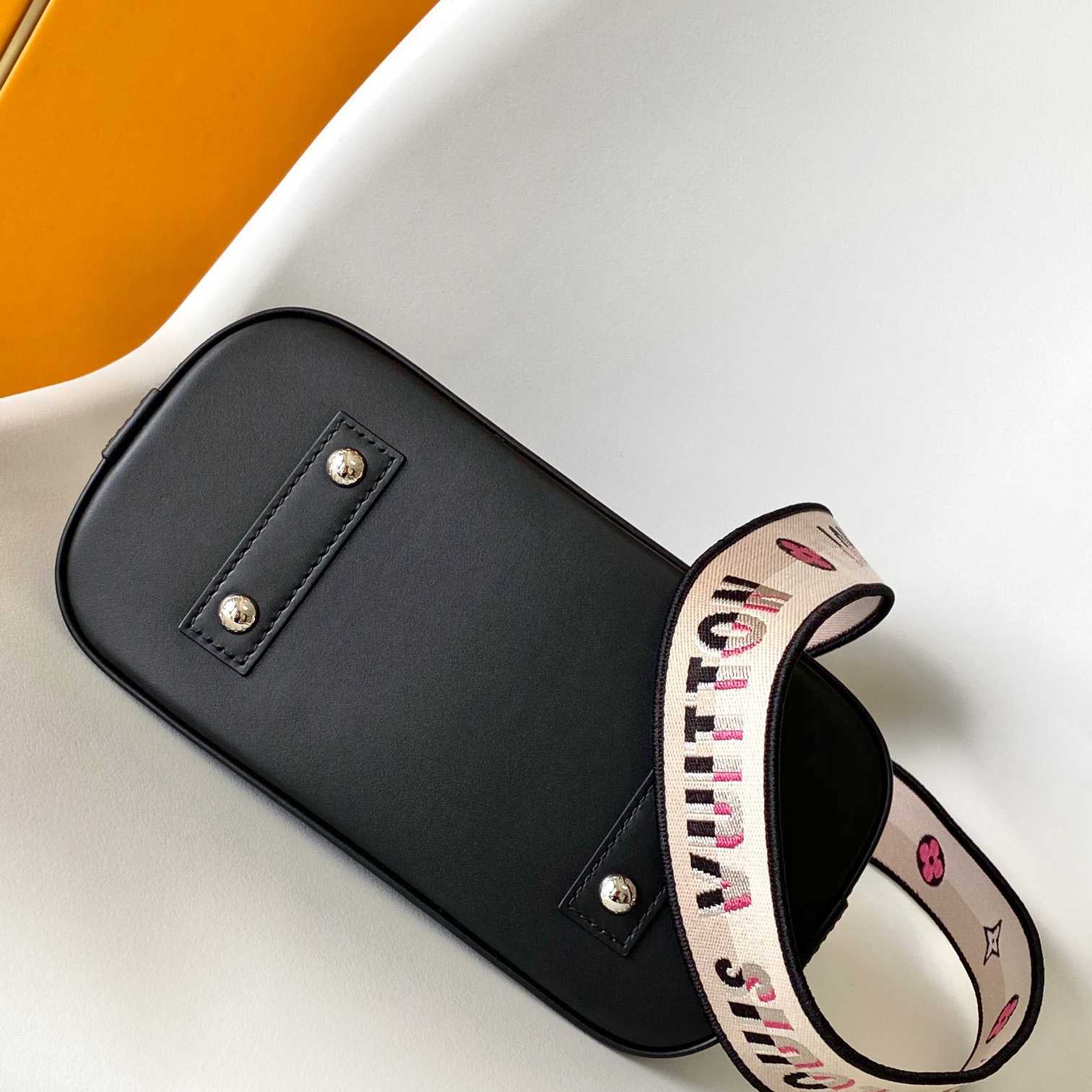 Louis Vuitton Alma BB   M59217 - FashionPlug