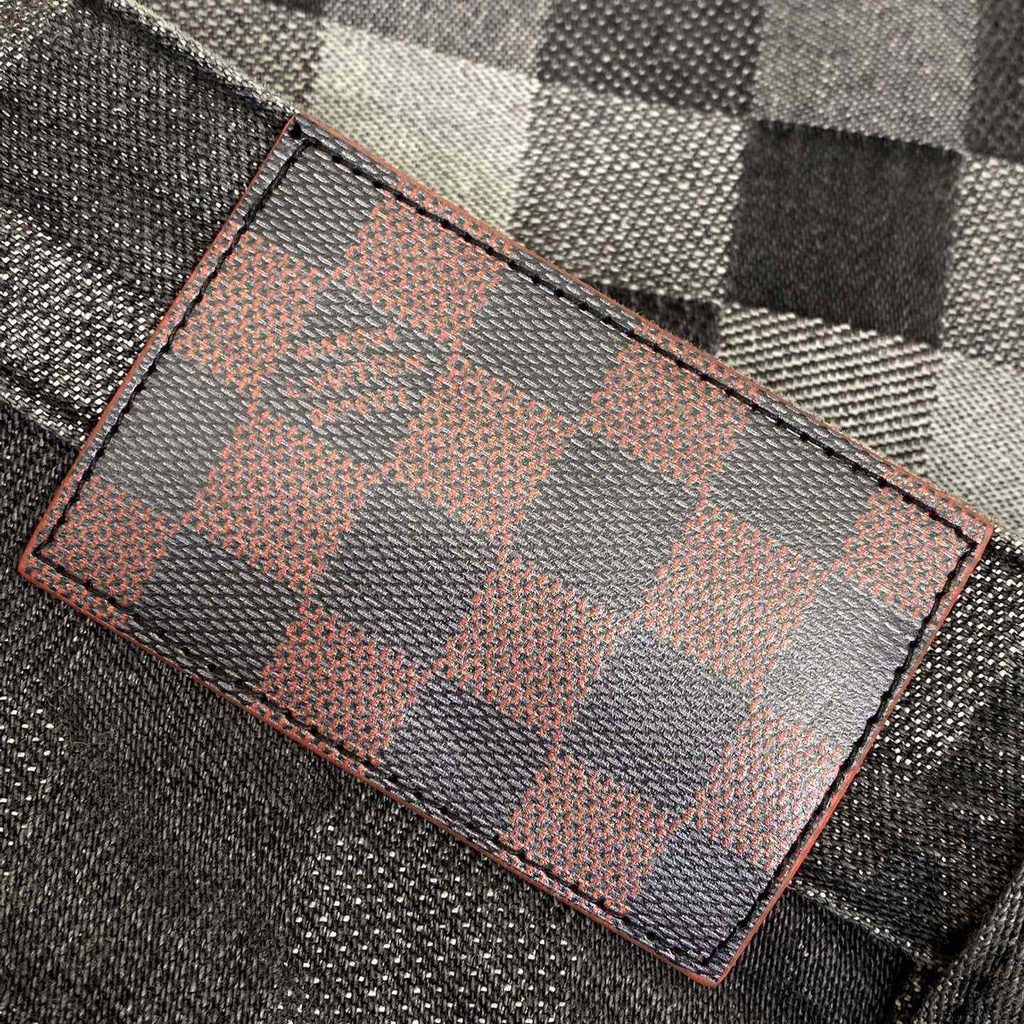 Louis Vuitton Damoflage Skate Denim   1AHEBQ - FashionPlug