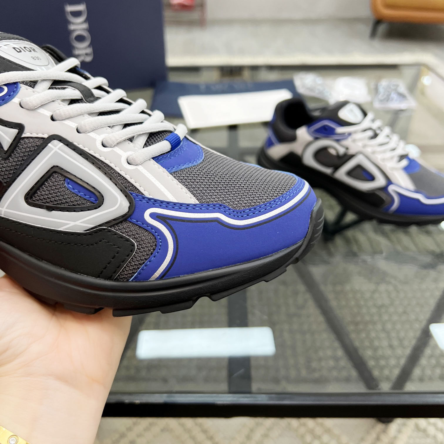 Dior B30 Sneaker - FashionPlug