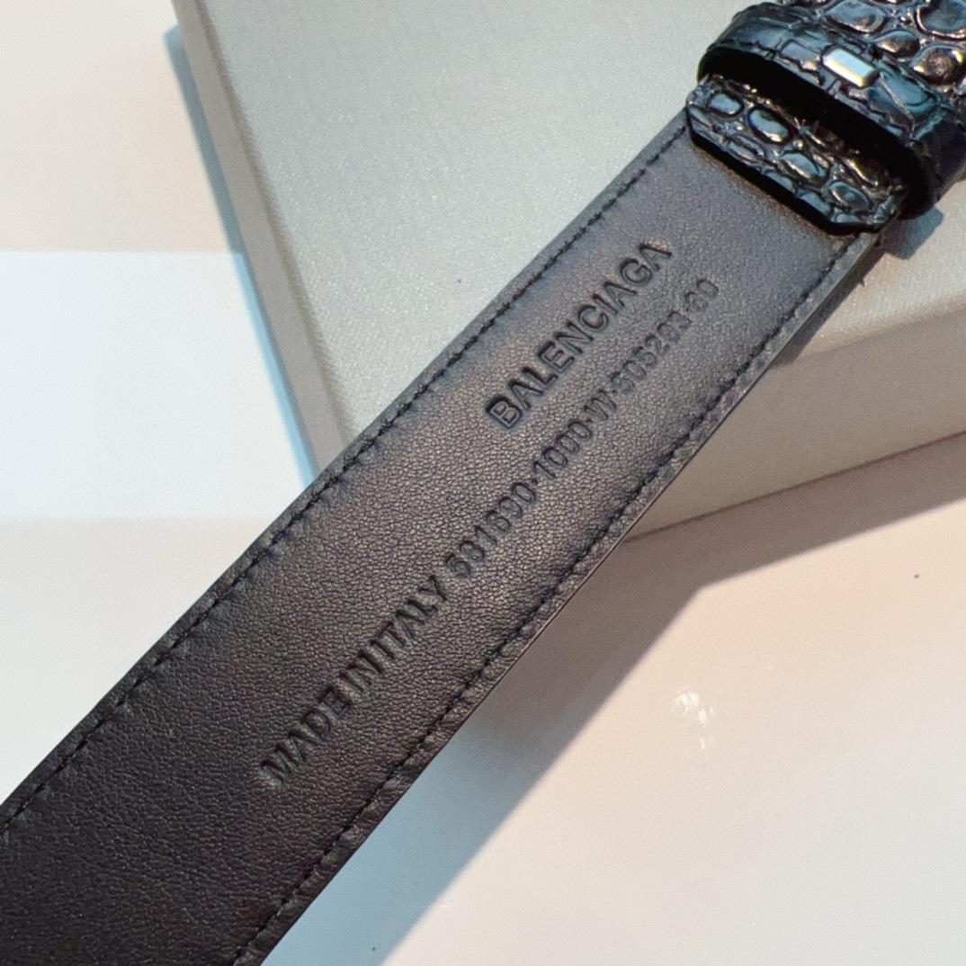 Balenciaga Leather Belt - FashionPlug