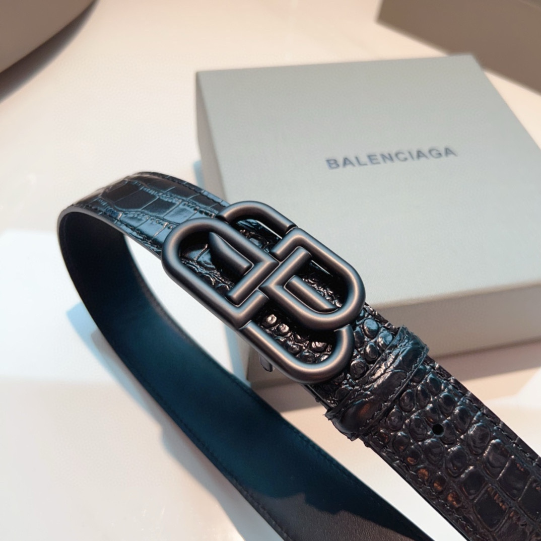 Balenciaga Leather Belt - FashionPlug