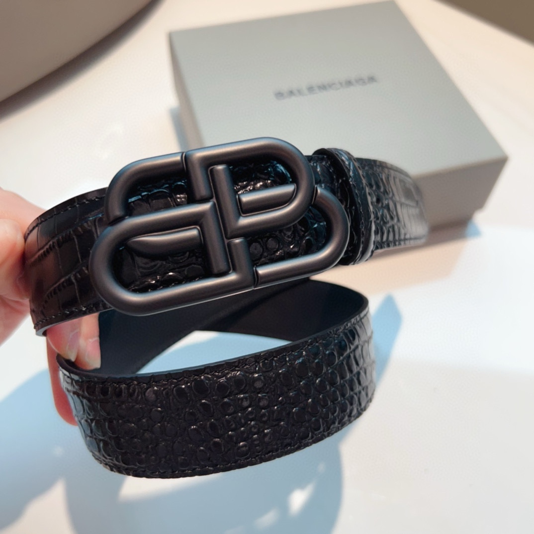 Balenciaga Leather Belt - FashionPlug