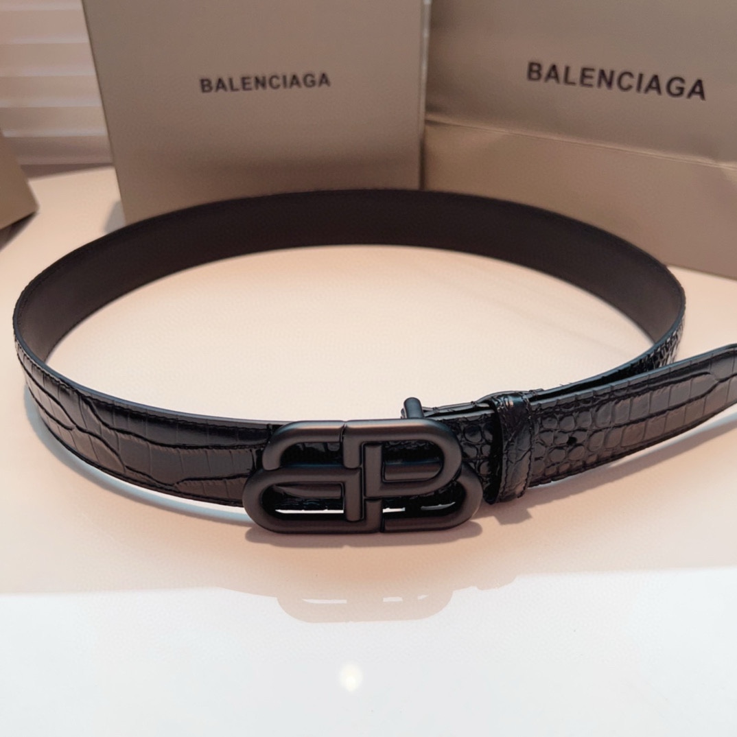 Balenciaga Leather Belt - FashionPlug