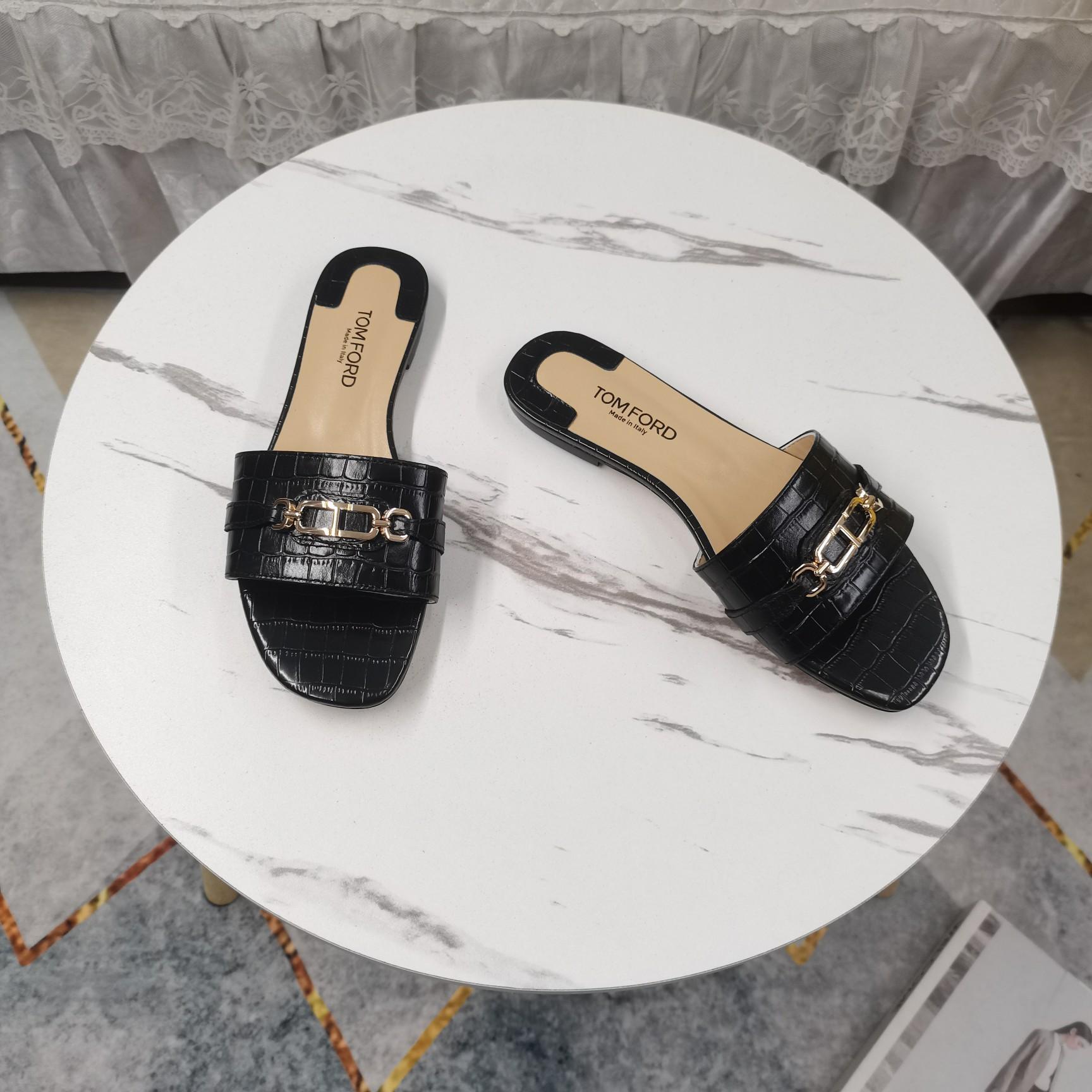 Tom Ford Whitney Slides - FashionPlug
