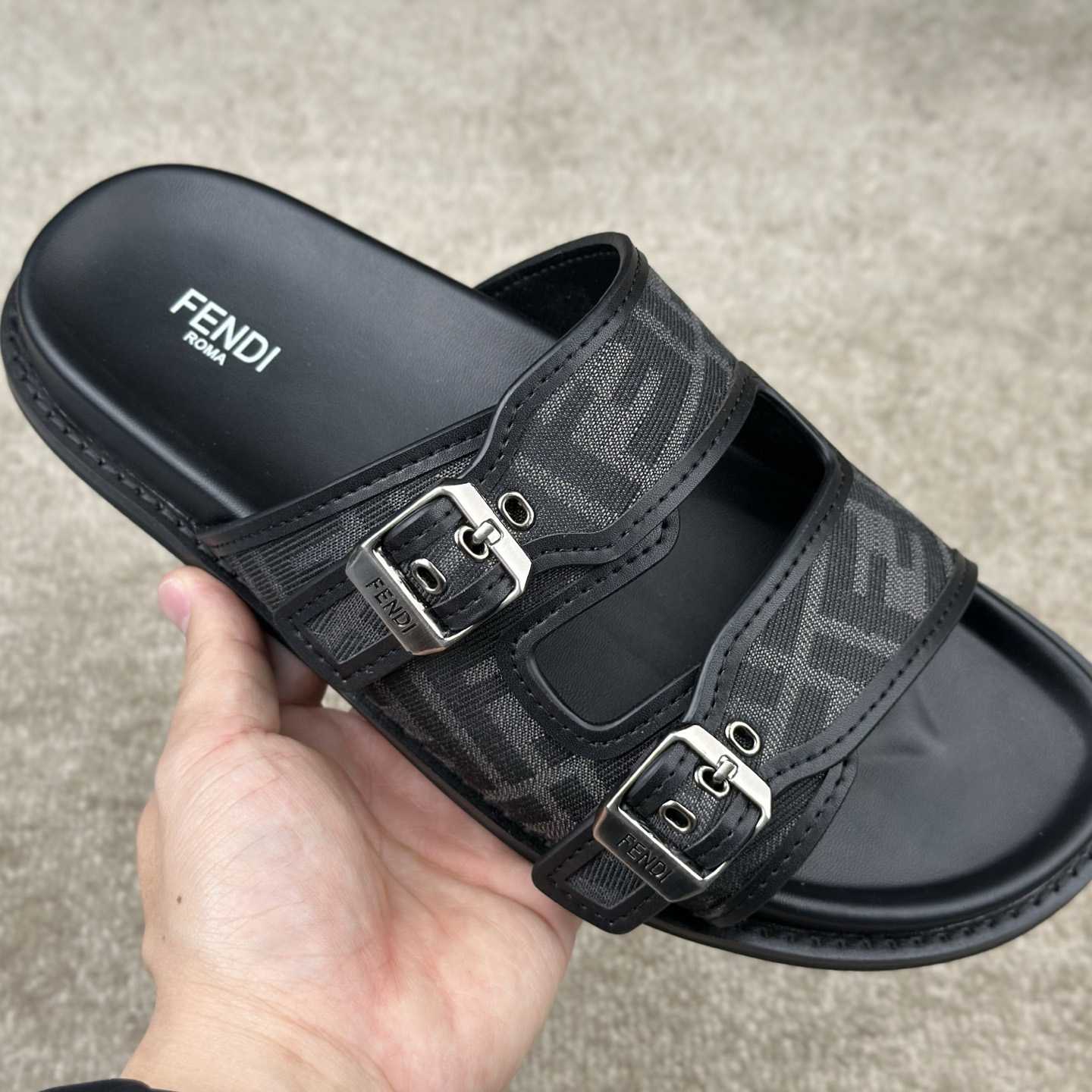 Fendi Feel Sandals  - FashionPlug