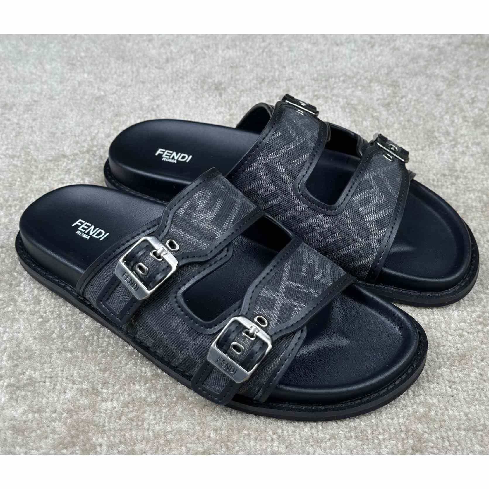 Fendi Feel Sandals  - FashionPlug